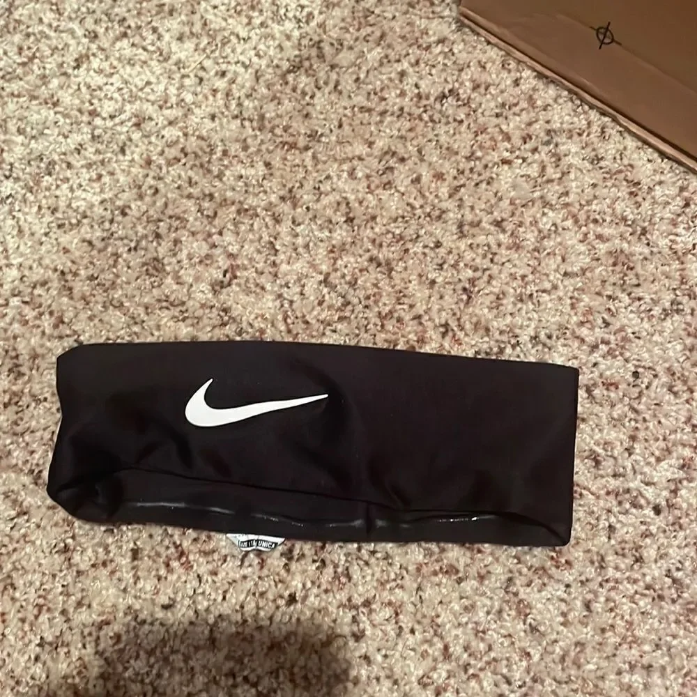 NIKE kids black headband